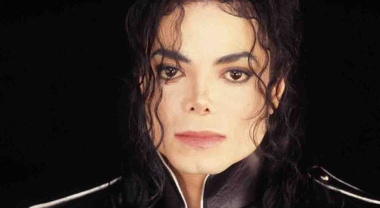 Paris Jackson Criticizes