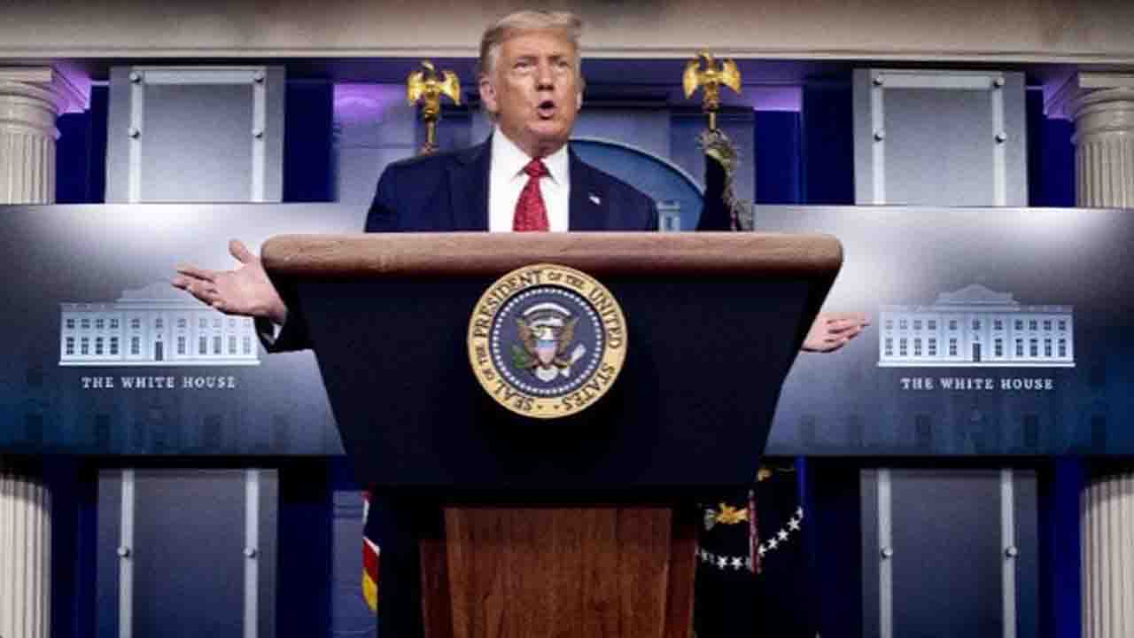 Trump Slaps Sweeping Tariffs