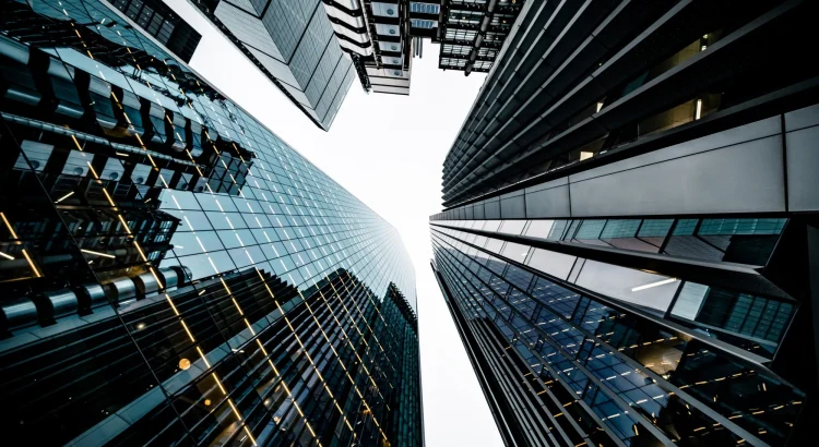 The Rise of Private Credit : Opportunity or Brewing Crisis?